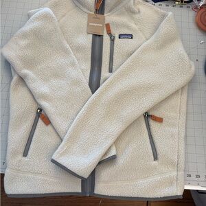 Patagonia Retro pile Fleece Jacket with Gray Accents